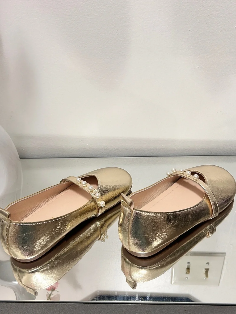 Girls Gold Pearl Mary Jane Flats EU 35 US 4 Dress Shoes